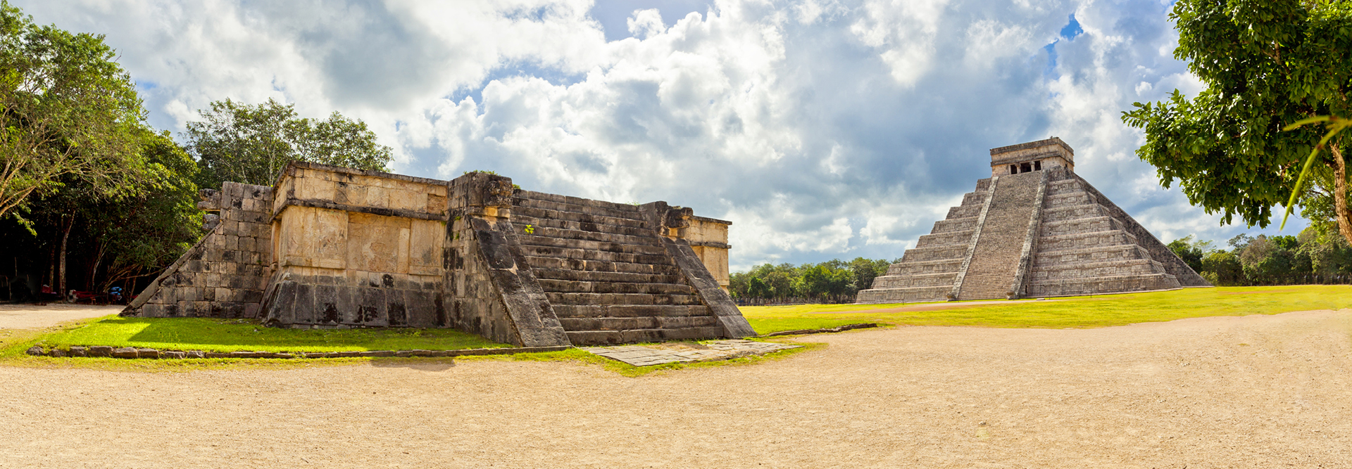 El Castillo, Chichen Itza, Mexico